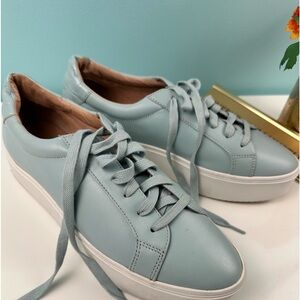 Halogen blue soft leather shoes size 9.5M, new like condition